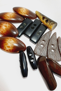 Handcrafted Eco-Friendly Natural Horn <b>Toggle</b> Premium Waterproof Modern <b>Toggle</b> <b>Button</b> Handmade <b>Toggles</b> - Product Image 4