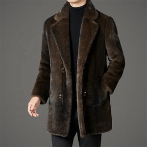 Manteau en fourrure pour homme - un élégant manteau d'hiver mi-long avec col en fourrure et design réversible en zibeline - Product Image 3