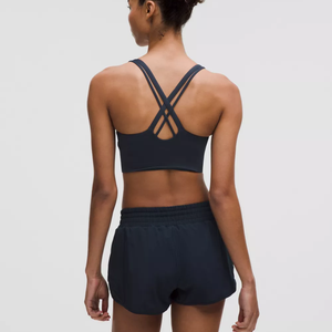 Soutien-gorge de sport en nylon pour femme, taille unique XL, maintien élevé, sans armatures, bonnets fixes, haut de yoga, logo frontal, fines bretelles pour une couverture latérale - Product Image 5