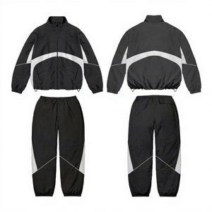 Conjunto Deportivo Personalizado para Hombre, Rayas Blancas y Negras, 100% Poliéster, Secado Rápido, para Invierno, con Logotipo Frontal, Fabricante OEM/ODM - Product Image 1