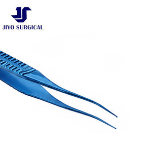 Pinzas Quirúrgicas de Titanio Troutman-Barraquer Colibri para Córnea con Puntas Finas de 0.12 mm y 45° °   Dientes Angulados 1x2 para Uso Oftálmico - Product Image 5