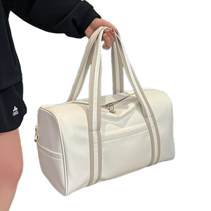 Bolsa Deportiva Ligera y Resistente con Forro de Poliéster para Sesiones de Gimnasio, Prácticas de Equipo, Viajes, Diseño Cómodo de Llevar - Product Image 1