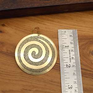 Wholesale Indian Handcrafted Brass Spiral <b>Disc</b> Earrings Antique <b>Gold</b> Tone Engraved Round Dangle Bohemian Ethnic Fashion Jewelry - Product Image 2