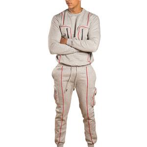 Ensemble survêtement homme col rond et pantalon de jogging, design personnalisé - Product Image 1