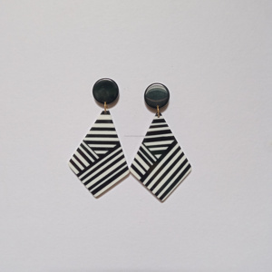 Trending Best Quality Eco-friendly <b>Resin</b> Strip Hoop <b>Earrings</b> Lovers Design Classic Style Fashion Jewelry for Women Daily Use - Product Image 1