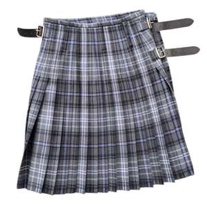 kilt de tartán, como los estilos Hebridean Ice o Antique Reivr, típicamente hechos de lana, kilt de 8 yardas - Product Image 1