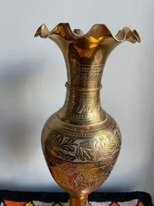 Juego de Jarrones de Flores de Mesa Hechos a Mano, los Más Vendidos, Porta Plantas Artificiales de Lujo, Maceta de Metal, Impresionante Jarrón Indio de Latón - Product Image 3