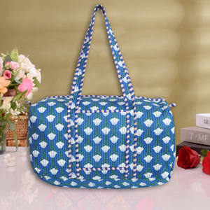 Sac de voyage de luxe matelassé en coton léger et grande capacité, fait main, style bohème, pour week-end ou nuitée, motif floral - Product Image 2