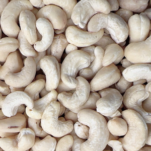 Offre Spéciale : Noix de cajou de qualité supérieure (WW180, WW240, WW320, LP, WS) – Emballage personnalisé disponible - Product Image 1