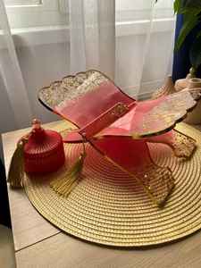 Elegante Porta Corán Personalizado Estilo Madera con Pétalos de Rosa y Brillo Dorado, Hecho a Mano, Tacto Real, Duradero, Utensilios de Cocina - Product Image 5