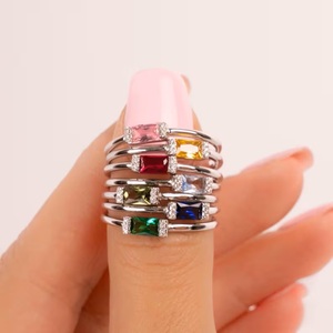 Bague de mariage vintage personnalisée en argent 925 plaqué or 18 carats avec diamant taille émeraude ajustable, pierre de naissance des 12 mois, cadeau - Product Image 1