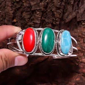 กำไลข้อมือเงินประดับหินหลากชนิด ปะการังแดง มาลาไคต์ ฮาวไลต์ ทำมือ สไตล์โบโฮ เครื่องประดับอัญมณี ของขวัญ - Product Image 1