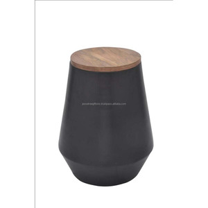 Metal Sheet Accent Coffee <b>Table</b> With <b>Black</b> Powder Coating Finishing Round Shape Plain Design Wooden Top For <b>Living</b> <b>Room</b> - Product Image 1