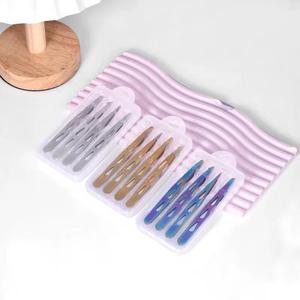 Juego de Pinzas para Pestañas de Acero Quirúrgico Morje con Puntas de Precisión, Texturas Dentadas/Lisas, Empaque Personalizado - Product Image 5