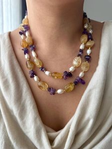 Collier Beauté Épanouieuse, Breloque Botanique Élégante, Collier Souvenir en Résine Artisanale, Pendentif en Résine Arc-en-ciel, Collier Paradis des Pétales H - Product Image 6