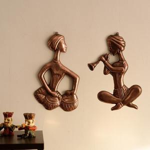 Estatua Decorativa de Personas Bailando en Bronce Dorado para Decoración del Hogar y Mesa - Product Image 2