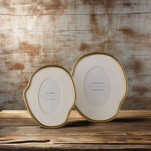 <b>Iron</b> Customizable Trendy Eco-Friendly <b>Lightweight</b> Home Office Hotel Decorative Oval Photo Frame with Horizontal Rectangle Design - Product Image 1