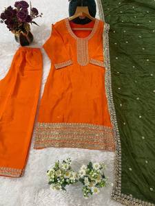 NUEVO LANZAMIENTO: Conjunto Moderno de Salwar Kameez Sharara con Top y Dupatta en Tela de Seda Chino Pura con Bordado Pesado y Lentejuelas - Product Image 5