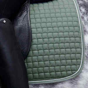 Tapis de selle de dressage et de saut en mousse satinée de haute qualité, tendance, avec rembourrage en polyester personnalisable - Product Image 4