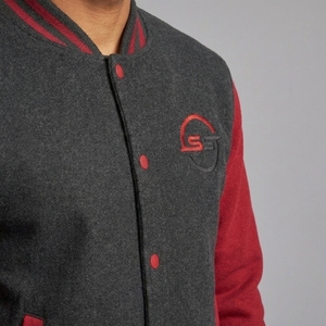 Blouson Bomber en Satin Personnalisé avec Logo pour Hommes, Style Universitaire, Hiver, Streetwear, Qualité Premium, Vêtement Décontracté pour Fans de Sport - Product Image 4