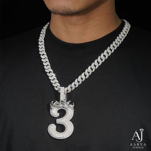 Colgante de Moissanita Número 3 Color Plata con Circonita Cúbica y Cadena para Hombre, Estilo Urbano - Product Image 2