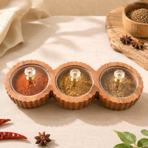 Tarro de especias de madera con tres compartimentos y tapas de vidrio, hecho a mano, estilo nórdico, para servir alimentos. - Product Image 6