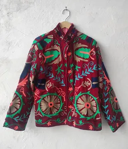 Chaqueta Vintage para Mujer, Color Granate, Estilo Suzani, Bordado Floral de Arte Folclórico, Estilo Boho Chic - Product Image 1
