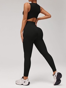 Ensemble de yoga trois pièces Atlaset pour femme – Taille haute, sans coutures, pour entraînement et gym – Soutien-gorge de sport, leggings, veste – Logo personnalisé OEM ODM Privé - Product Image 2