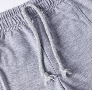 Pantalones Cortos Casuales para Hombre, de Color Sólido, Tejido Satinado de Poliéster, con Logotipo Frontal, Cordón Ajustable, Cintura Media, Transpirables, con Bolsillos - Product Image 6