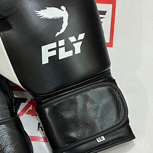 Guantes de Boxeo Personalizados para Sparring, de Cuero Vacuno, con Cierre de Gancho y Bucle, Transpirables, con Aberturas para los Dedos, Ideales para Entrenamiento de Combate - Product Image 3