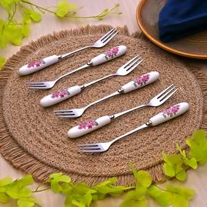 Lot de 6 fourchettes à dessert jetables à manche en céramique Lilac Bloom pour la maison, le restaurant, la rentrée scolaire, pour les fruits ou le dîner - Product Image 1