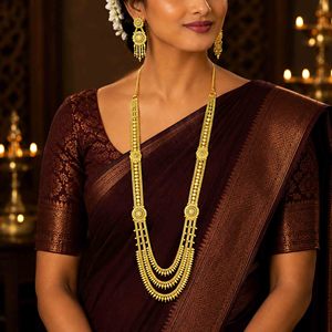 Colliers en or micronisé 14K, 18K, 24K, style Rani Haar, à 3 couches, avec panneaux floraux, ensemble de bijoux de mariée traditionnels, vente en gros - Product Image 3