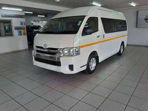 OFERTA ESPECIAL: Toyota Quantum Hiace 2.5 D-4D de 14 Plazas, Usada, Año 2021 - Product Image 1