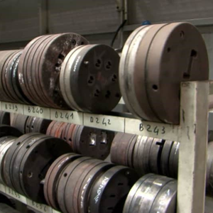 Molde de Extrusión de Aluminio Tien Dat T&D TD90, Serie 6000, Aleación con Tolerancia del 1%, Forma Cuadrada para - Product Image 2