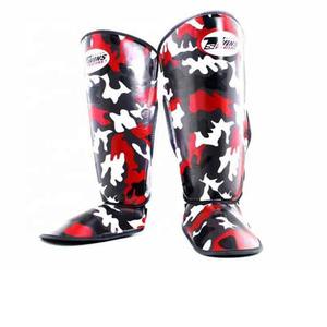 Espinilleras Twins para Muay Thai y Kick Boxing, Personalizadas, para Entrenamiento y Sparring, 100% Cuero Genuino de Alta Calidad - Product Image 1