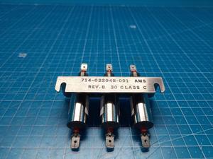 Filtre de ligne électrique EMI RFI ARCOTRONICS AFPI162440DMW3N, utilisé comme pièce détachée pour équipement semi-conducteur d'époque - Product Image 1