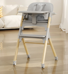 Chaise haute pliable portable pour bébé, siège d'appoint réglable avec plateau pour nourrissons et tout-petits - Product Image 2