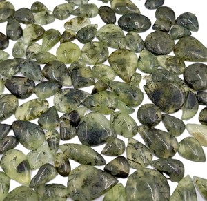 Lote de Cabujones de Prehnita Natural al por Mayor |   Cabujones Sueltos Verdes |   Piedras Preciosas Pulimentadas de Formas Mixtas para la Fabricación de Joyas, Suministro al por Mayor - Product Image 1