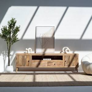 Mueble para TV Vandana Lunaris Stellar con Puertas de Listones de Madera, Consola de Entretenimiento Moderna de Madera Sólida - Product Image 1