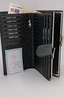 Dompet Clutch Bertekstur Kulit Asli Wanita WRIZA |   Dompet Emerald Green Continental dengan 10 Slot Kartu, 4 Kompartemen