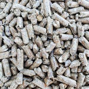 Granulés de bois de pin 100 % naturels de haute qualité pour chauffage et cuisson, prix compétitif, sacs de 15 kg, puissance 7,5 kW, faible consommation - Product Image 4