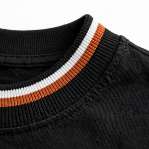 Camiseta de Hombre con Cuello Redondo y Manga Raglán Extra Grande, Color Personalizado, Ribete Frontal en Contraste, Tejido de Punto, Color Sólido, 100% Algodón, Corte Regular - Product Image 5