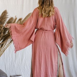 Kimono Boho Sostenible, Cardigan Rosa, Vestido Elegante Largo Tipo Túnica, Vestido Bohemio para Invitadas de Boda - Product Image 2
