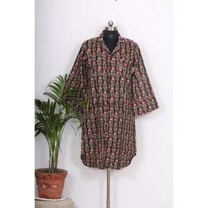 Chemise Kimono Longue Bohème Indienne pour Femme – Vêtement de Nuit Élégant en Coton avec Ceinture à Nouer et Boutons Décoratifs – Coupe Ample et Confortable - Product Image 3