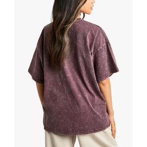 T-shirts pour femmes à épaules tombantes personnalisés OEM, streetwear de haute qualité, t-shirt vintage surdimensionné en coton pour femmes - Product Image 5