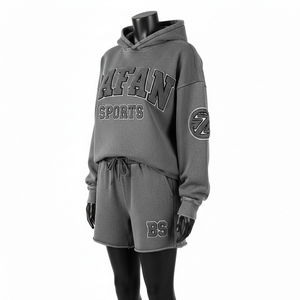 Ensemble court pour femme en molleton brossé doux en coton et polyester 320 GSM, gris, avec logo brodé personnalisé, ensembles pour femmes - Product Image 4