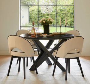 Ensemble de table à manger en teck massif moderne Per Se avec base à pieds croisés, chaises rembourrées confortables, design minimaliste, hôtel, appartement - Product Image 1