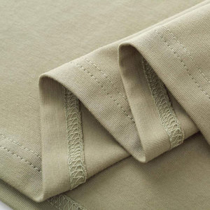 Camiseta Esencial para Hombre, Hecha con Tela Suave 100% Algodón y Corte Casual Cómodo para Hombre - Product Image 5