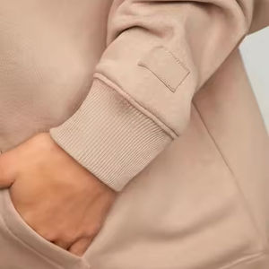 Custom Logo High Quality Cotton Polyester Tracksuit Cropped Top Elastic Waist Set <b>Gym</b> Loose Sport - Product Image 5