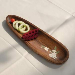 Bandeja de Madera con Forma de Barco para Servir Aperitivos, Madera Natural Templada y Pulida con Elegante Bandeja Decorativa, Precio Reducido para Clientes al por Mayor - Product Image 1